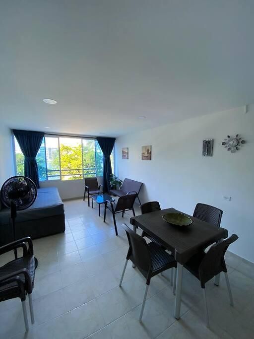 Apartamento Con Piscina Y Cerca A La Playa